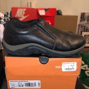 Merrell school shoes